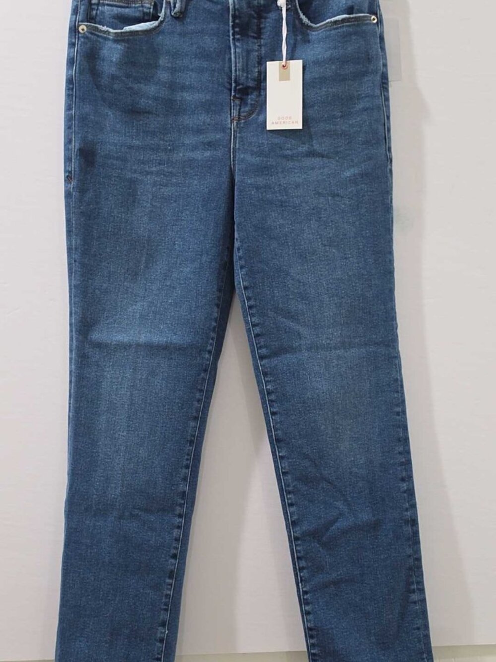 NWT Good American Classic Jeans Womens 8/29, High Rise, Skinny, Indigo, Raw Hem
